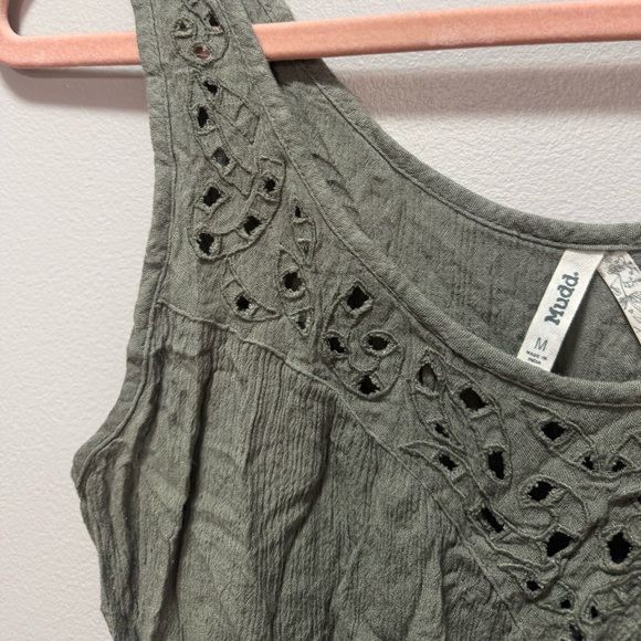 Green Tank Top - Picture 4 of 5